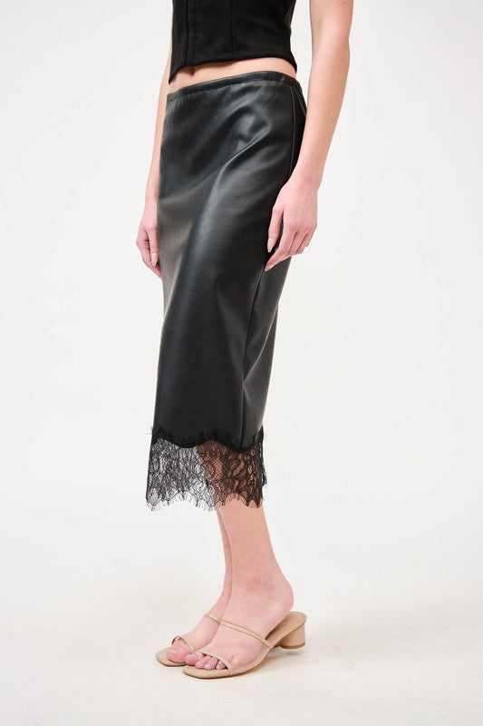 Sombra de Encaje - Pu Midi Skirt With Lace Edge