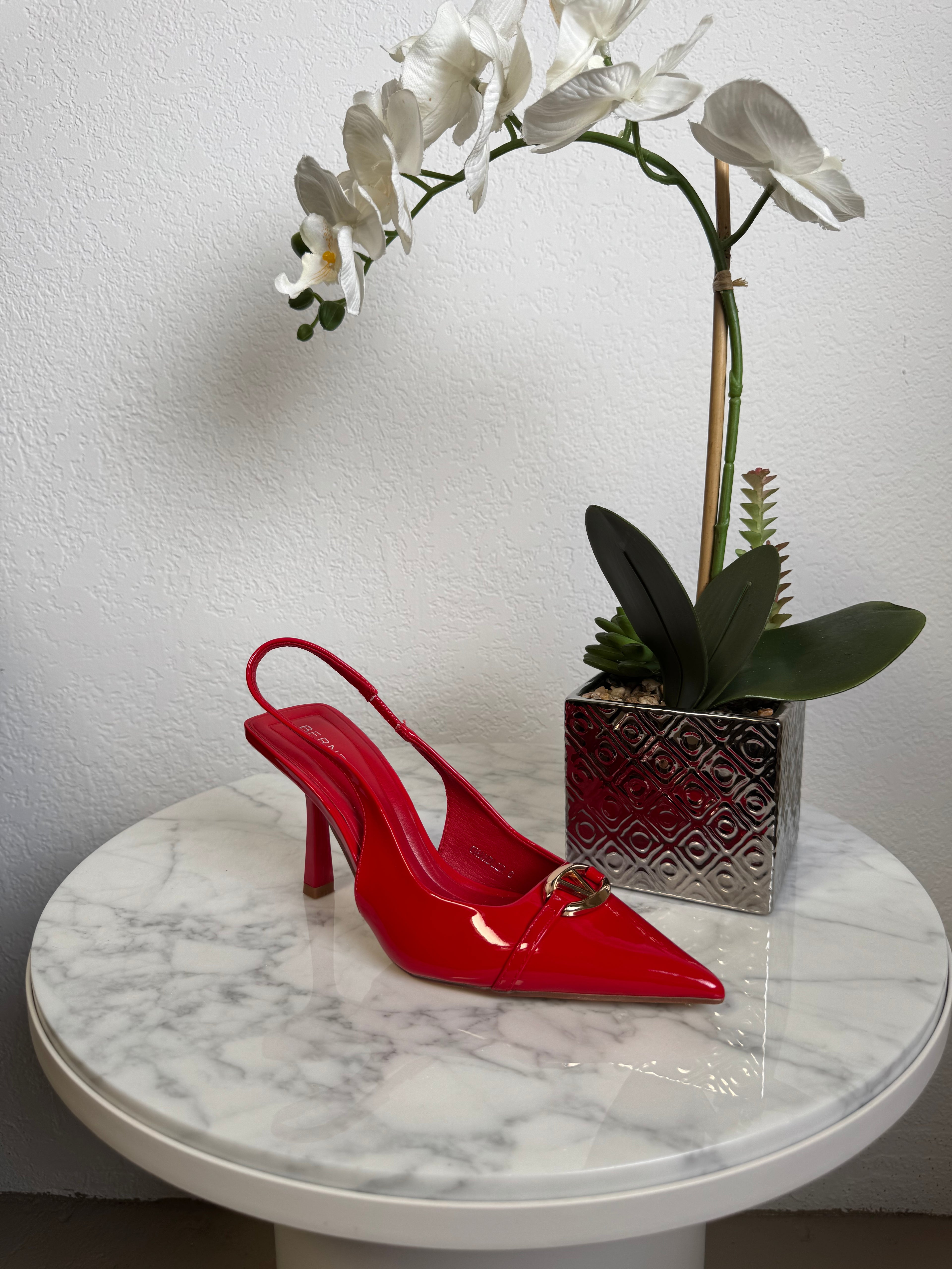 Scarlet Crest Heel